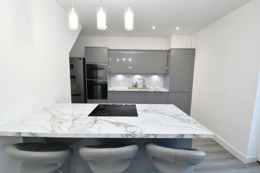 House in Manchester - More
