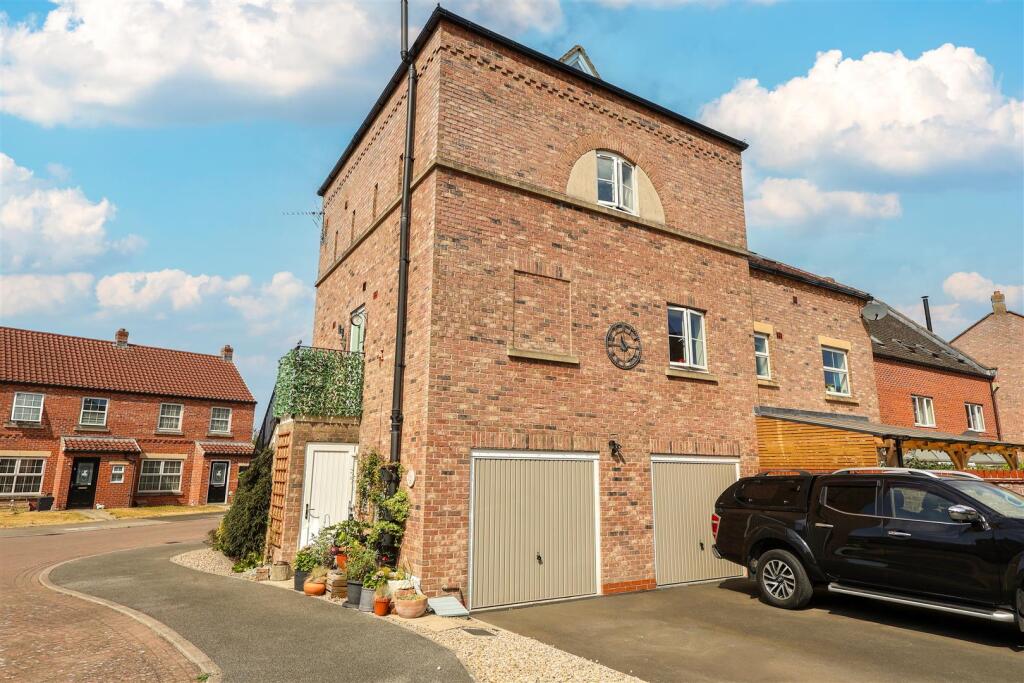 House in York - View 4