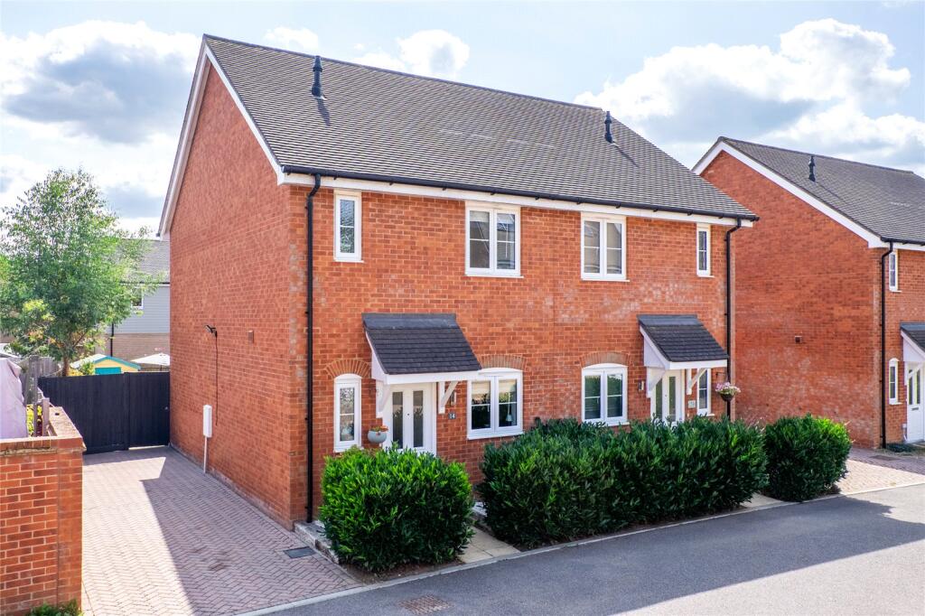2-bed semi-detached on Mallet Avenue, Maidstone, Kent, ME15, £325,000