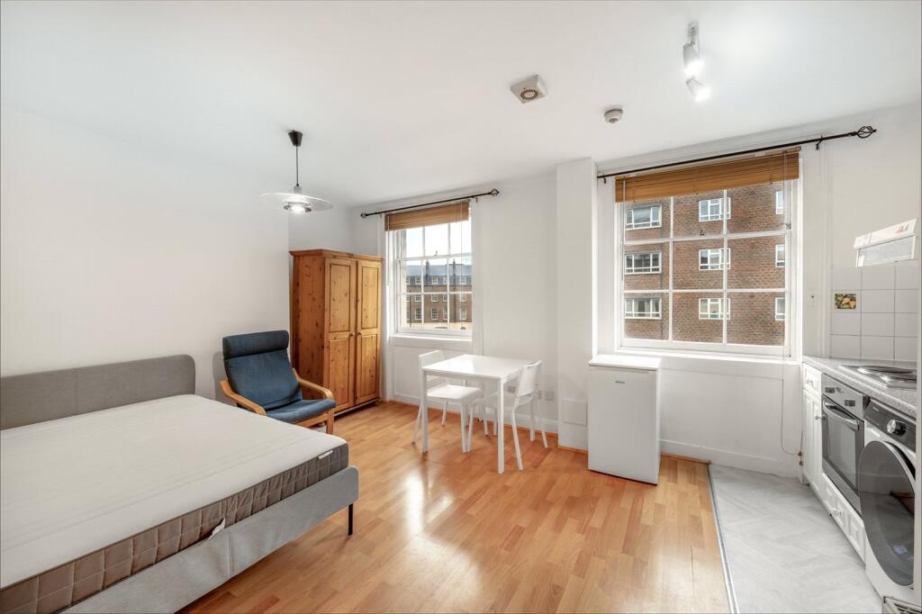 Main image of property: Gloucester Place, London, NW1
