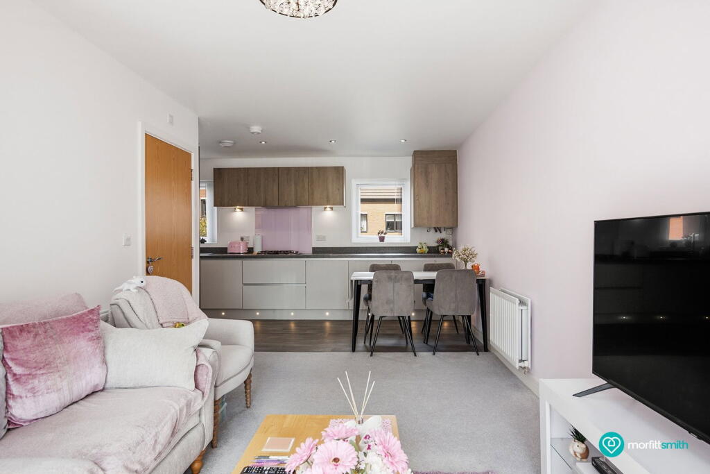 Apartment in Rotherham, Waverley - View 2