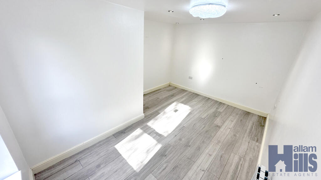 Apartment in Sheffield - View 5