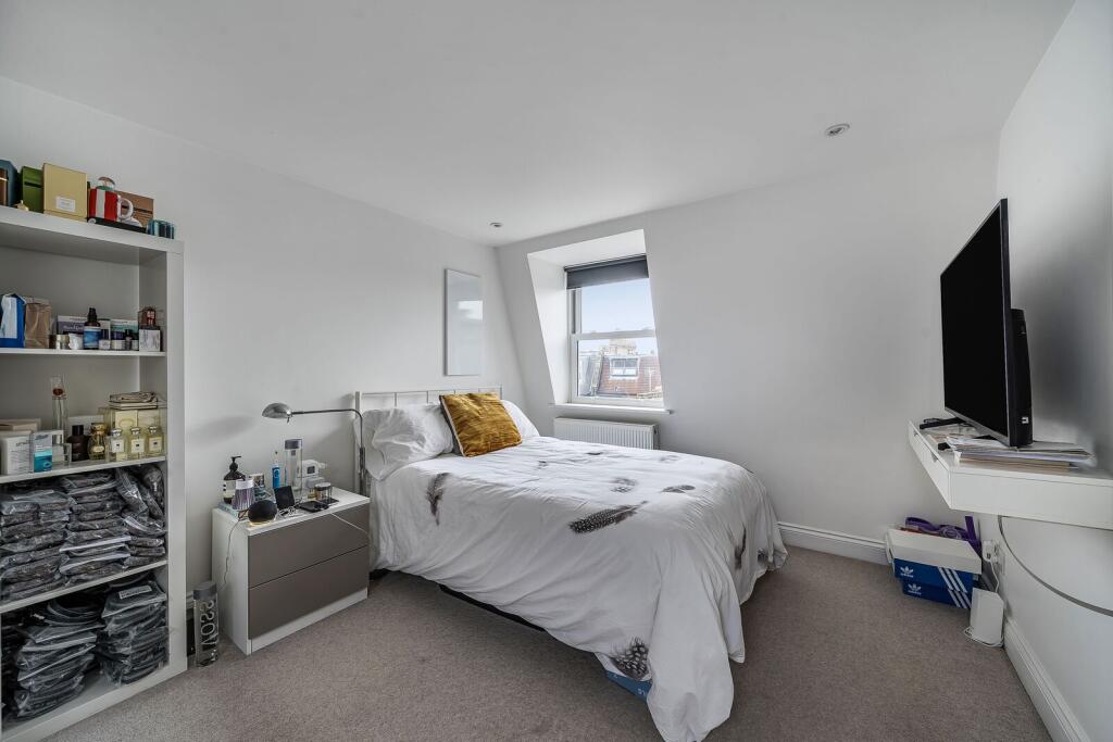 4 bedroom terraced house for rent