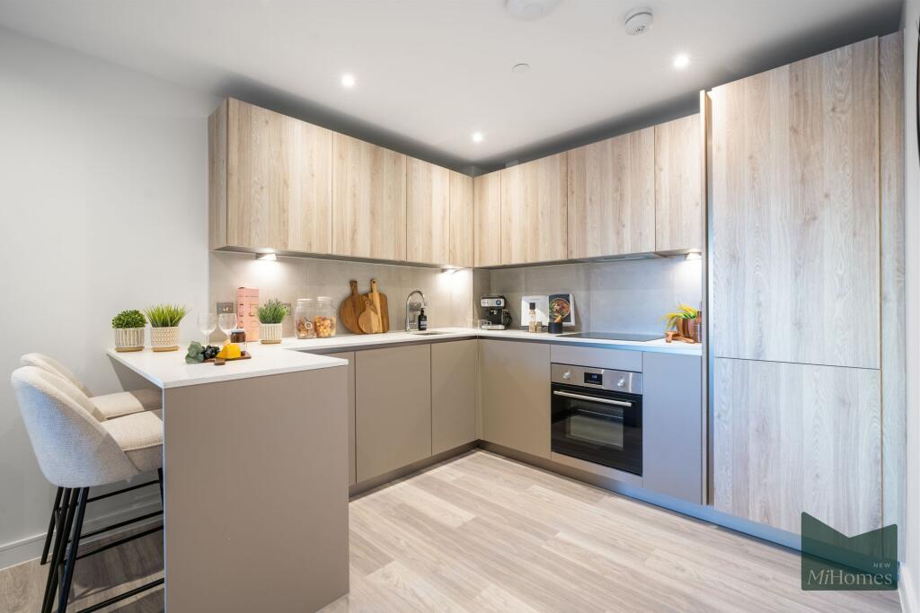 Apartment in Enfield - View 2