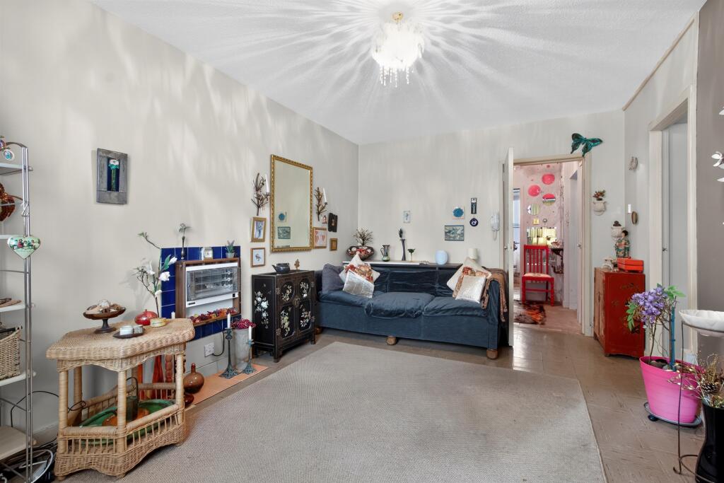 Apartment in Glasgow - View 4