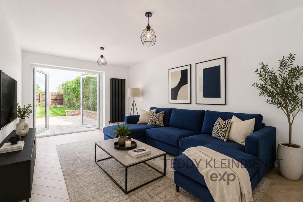 House in Elmbridge, Surrey - View 4