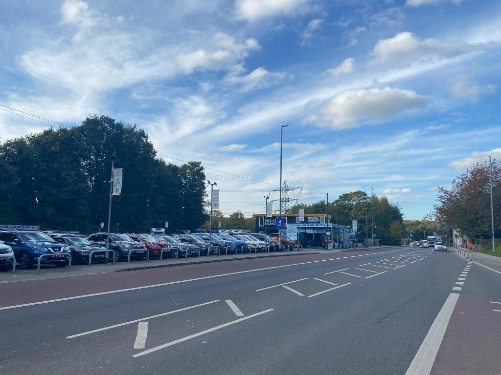 Main image of property: Commercial Road, Leeds, West Yorkshire, LS5