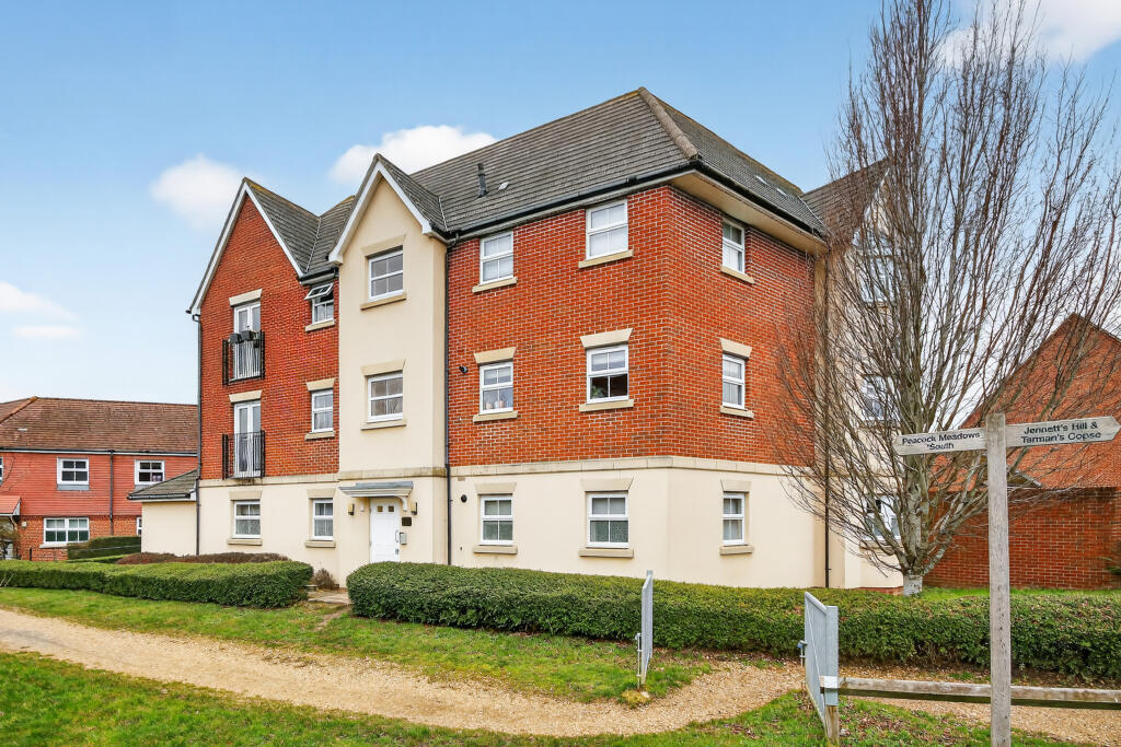 Main image of property: Bullfinch Rise, Bracknell, RG12