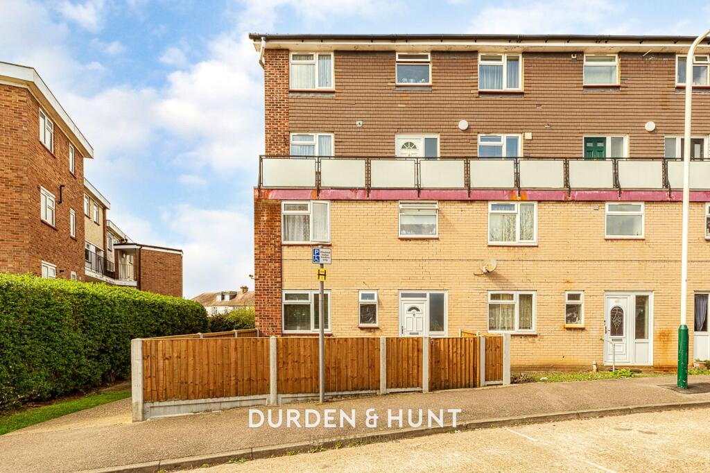 Main image of property: Victor Close, Hornchurch, RM12