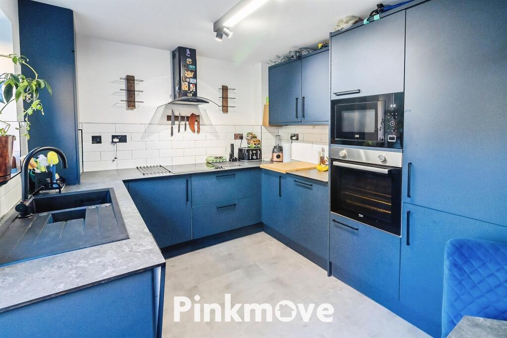 House in Newport, Pye Corner, Rogerstone - View 5