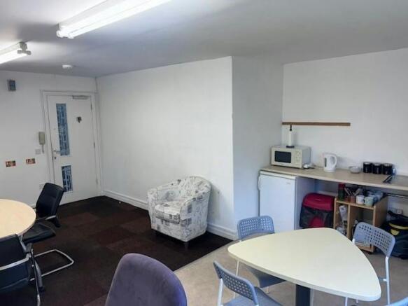 Suite D Butts Business Centre internal.jpg