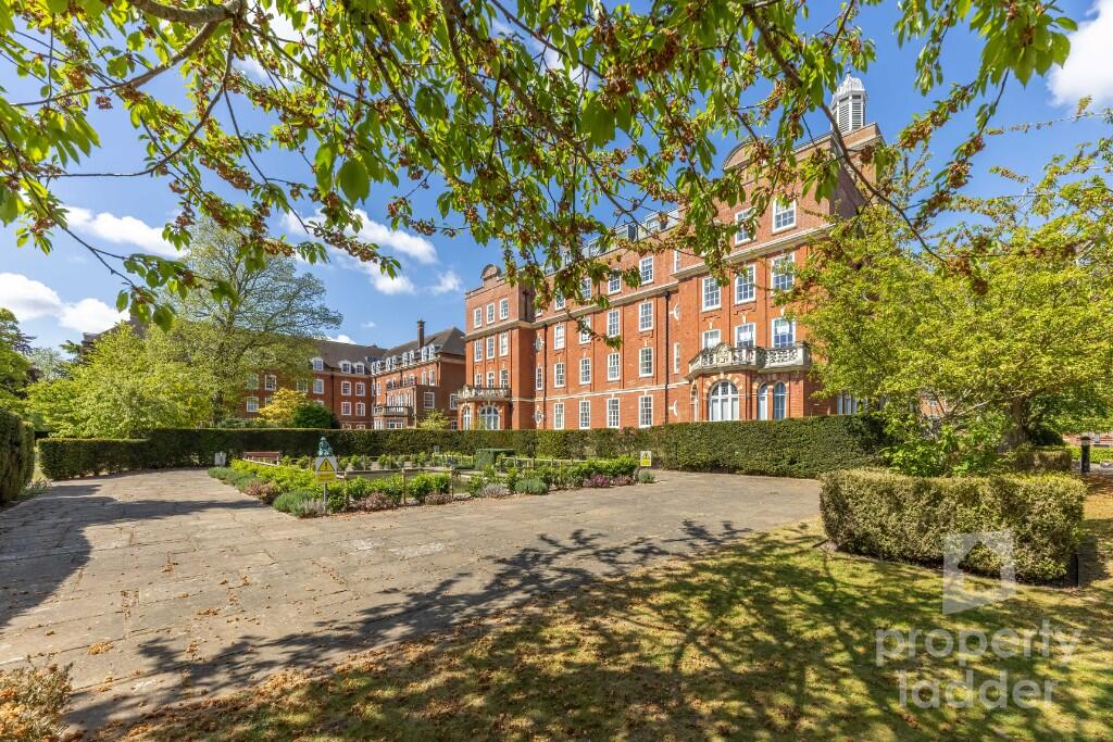 Main image of property: Thomas Wyatt Close, Norwich, NR2