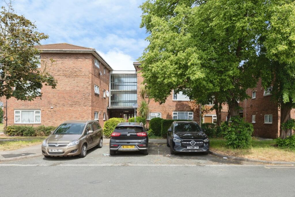 Main image of property: Westbury Road, Barking, IG11