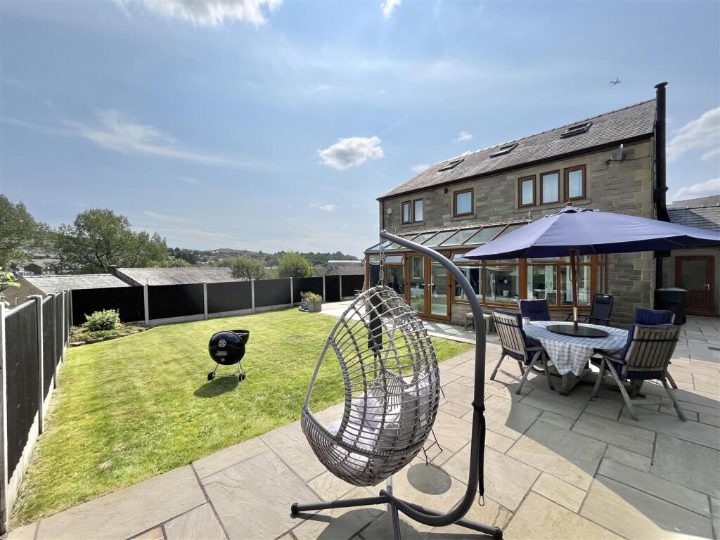 New Road, Tintwistle, Glossop photo 4