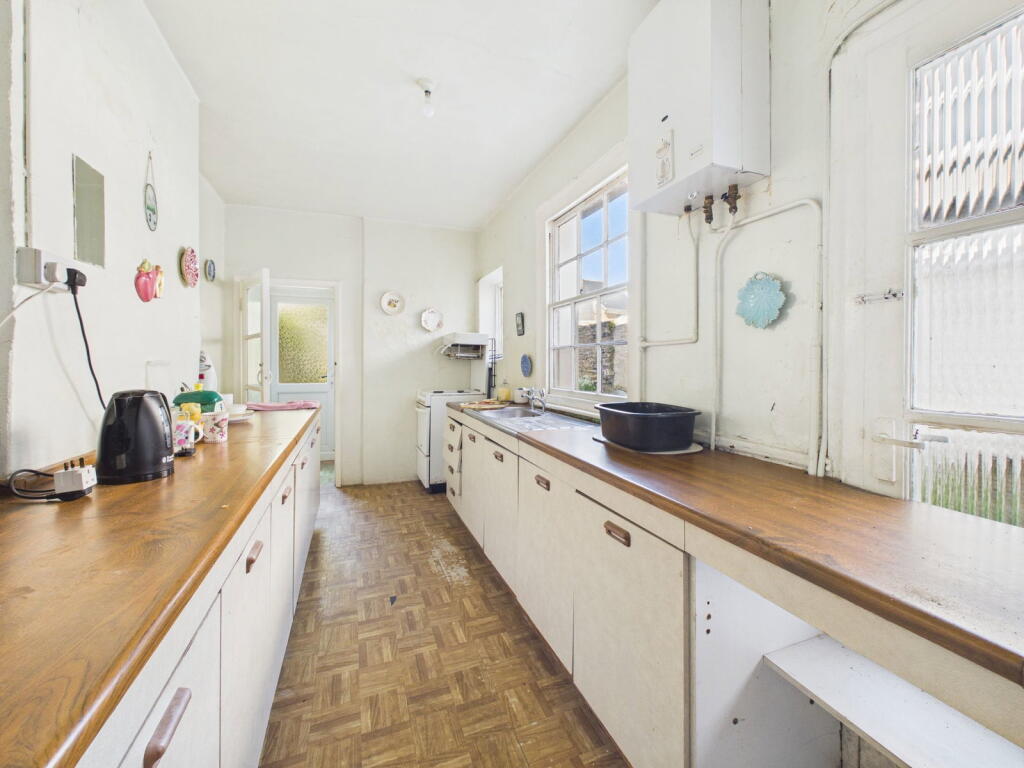 House in Worthing, Broadwater - View 4