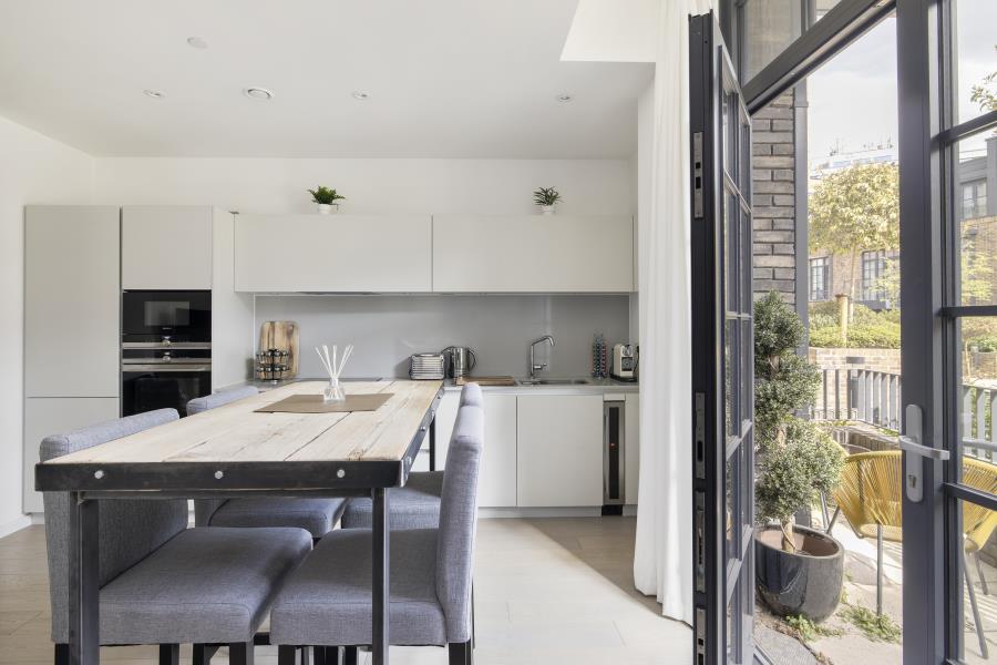 3 bedroom apartment for rent
