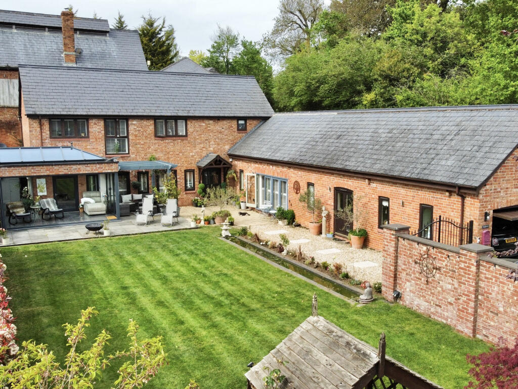 Main image of property: Cutsey, Trull