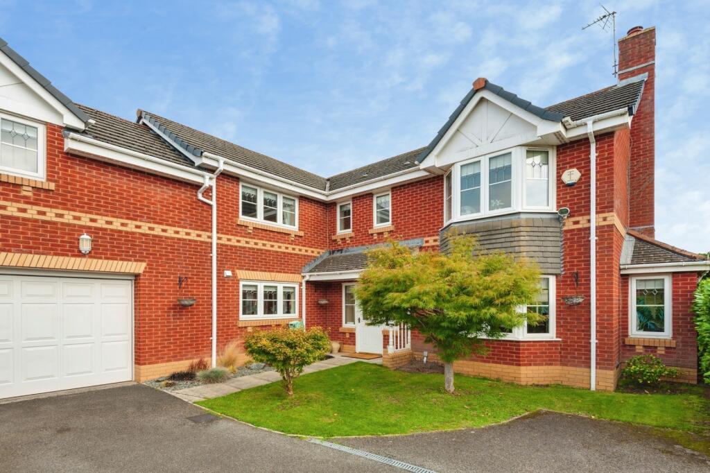 Main image of property: Fox Bank Close, Widnes, Cheshire, WA8