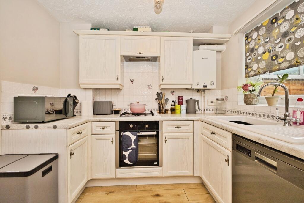 House in Martock, Somerset - View 4