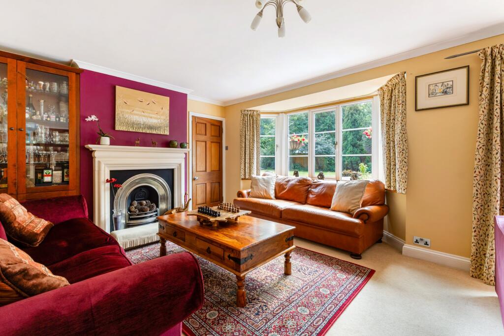 House in Guildford - View 4