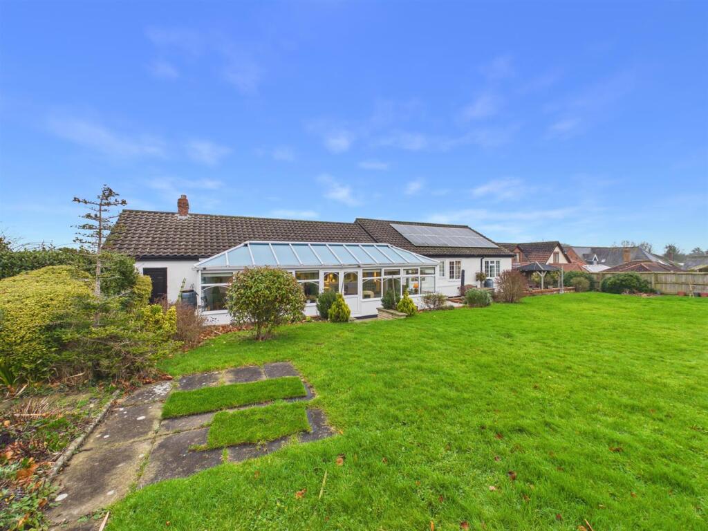 Top Road, Little Cawthorpe, Louth photo 4