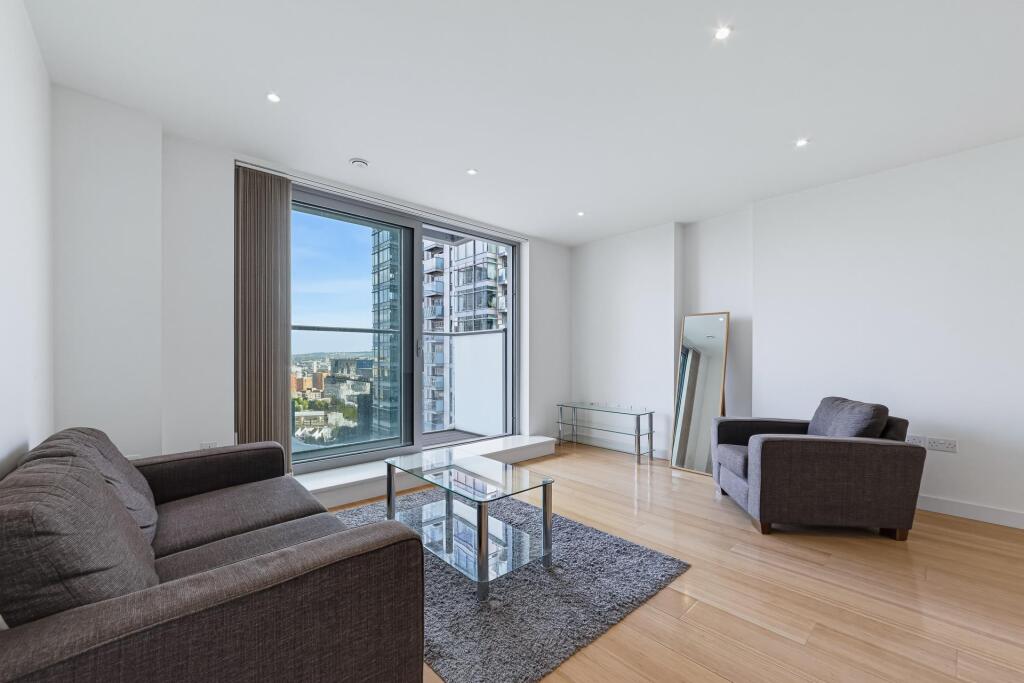 1 Pan Peninsula Square, Canary Wharf, London, E14  photo 2