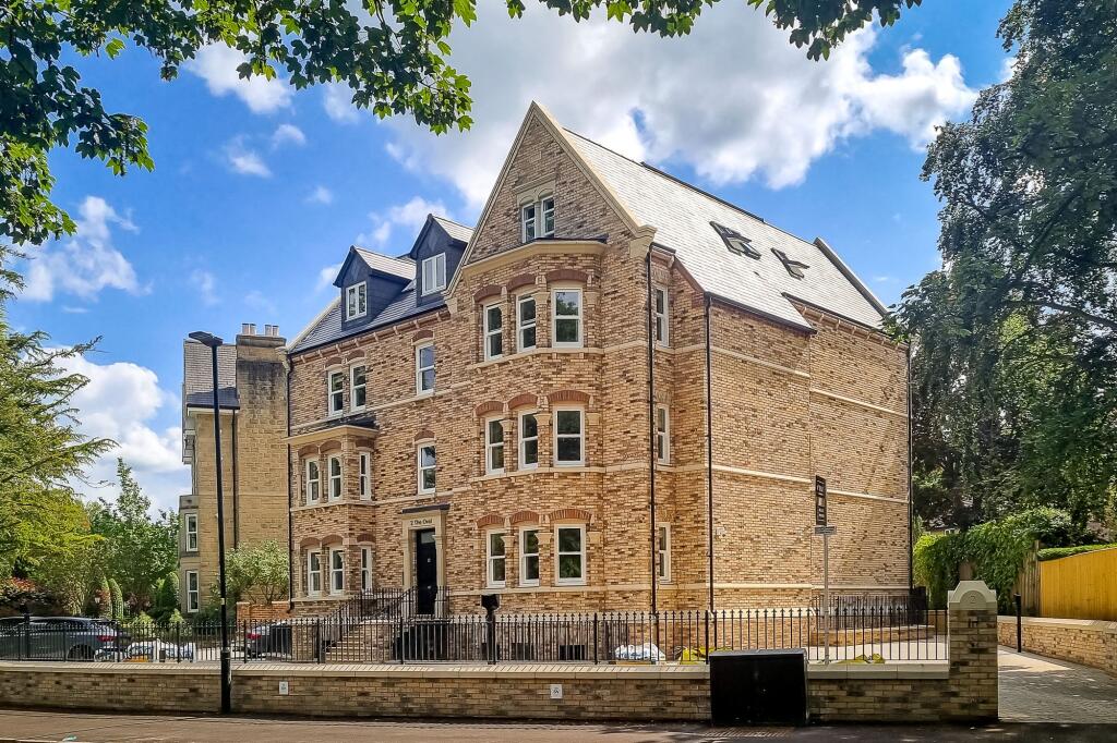 Main image of property: The Oval, Harrogate, HG2