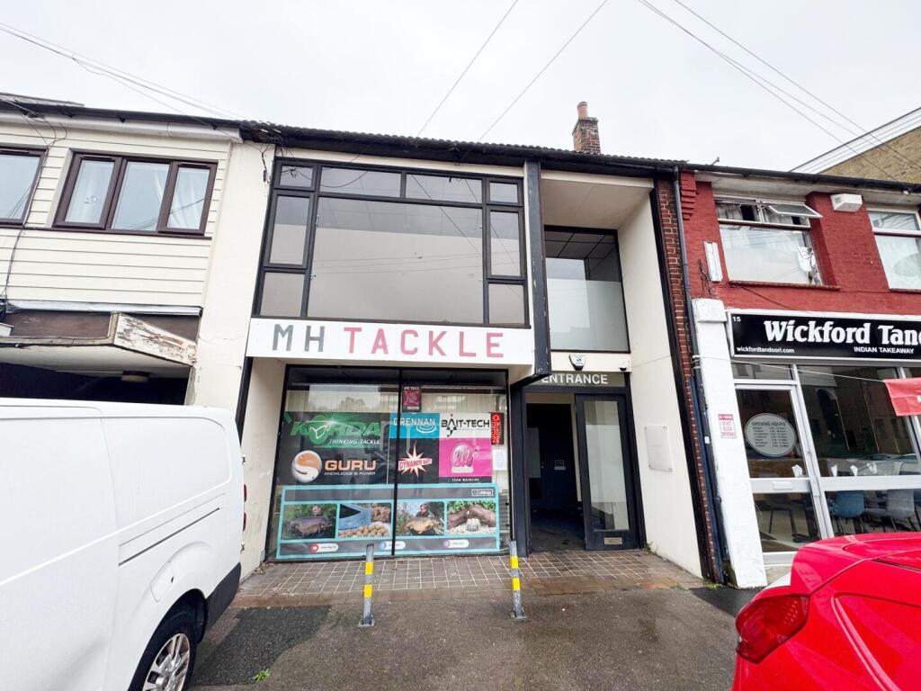 Main image of property: 13/13A Lower Southend Road, Wickford, Essex SS11 8AB