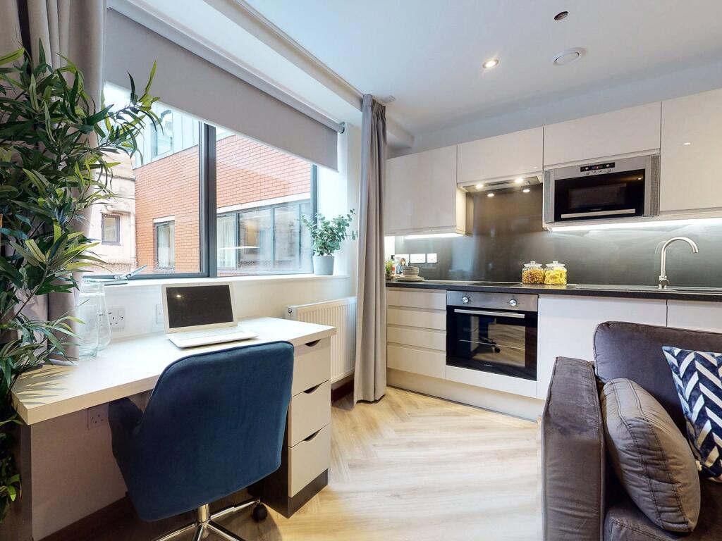 Main image of property: Apt 16, Live Oasis Deansgate #120357