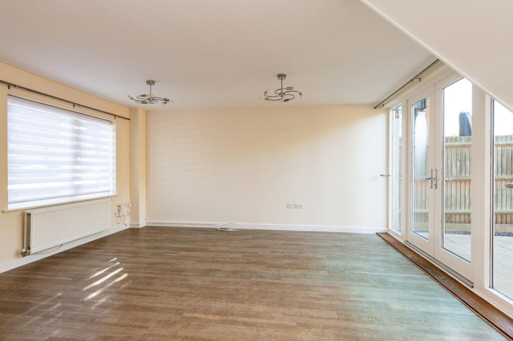 House in Maidstone, Coxheath - View 4