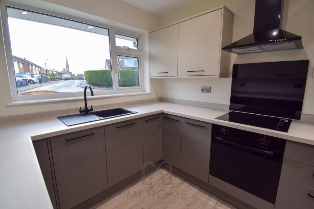 Brooklands Avenue, Kirkham, Preston, PR4 photo 3