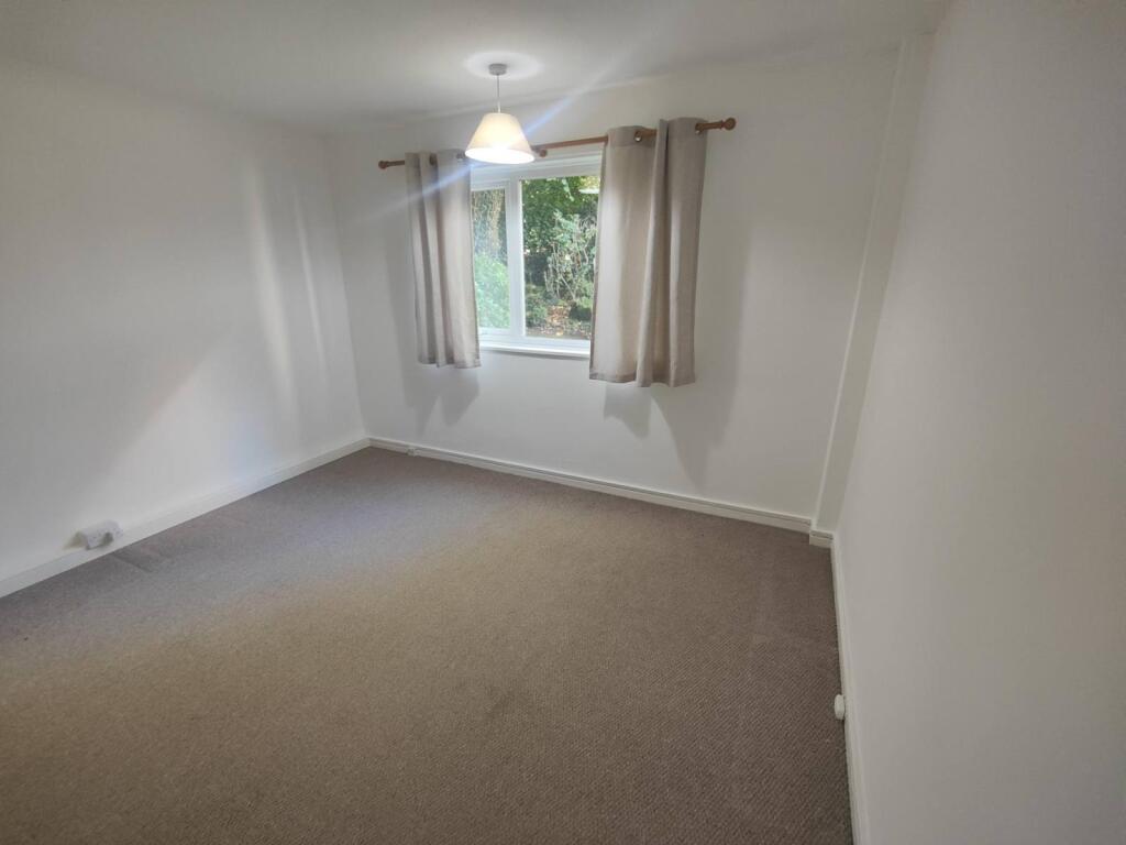 Kenilworth Court, Cheylsmore CV3 6JD photo 5