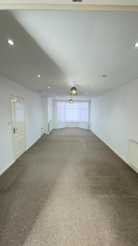 Edgemond Avenue, Birmingham photo 2