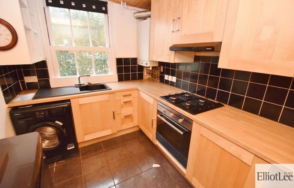 House in Harrow - View 3