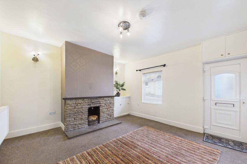 18 Albert Street, Millhead, Carnforth photo 4