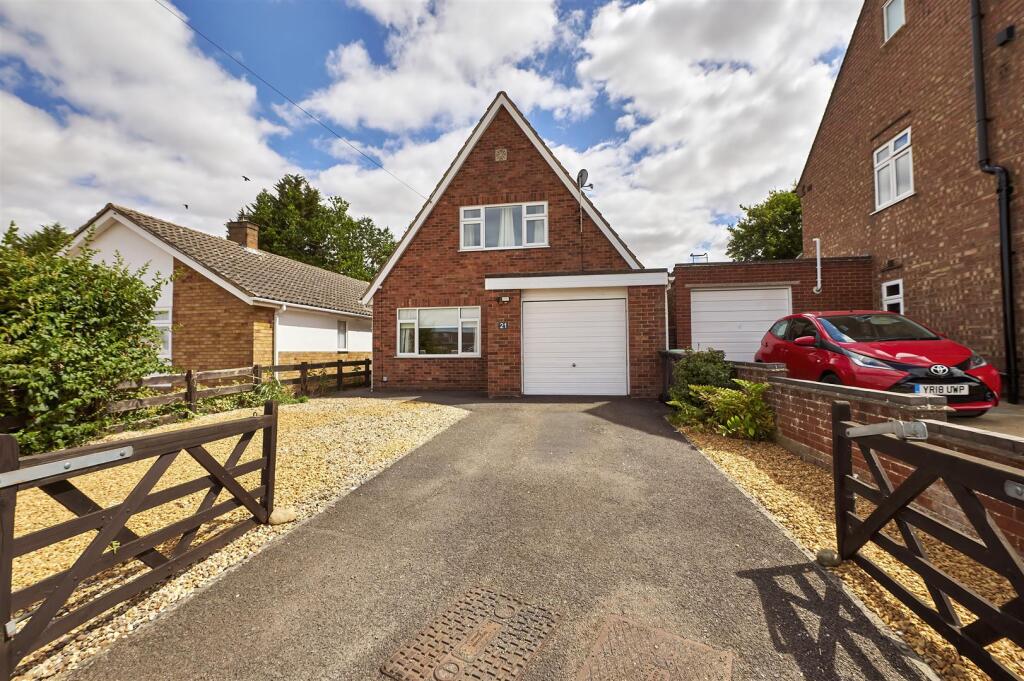 Main image of property: Alpine Road, Rushden