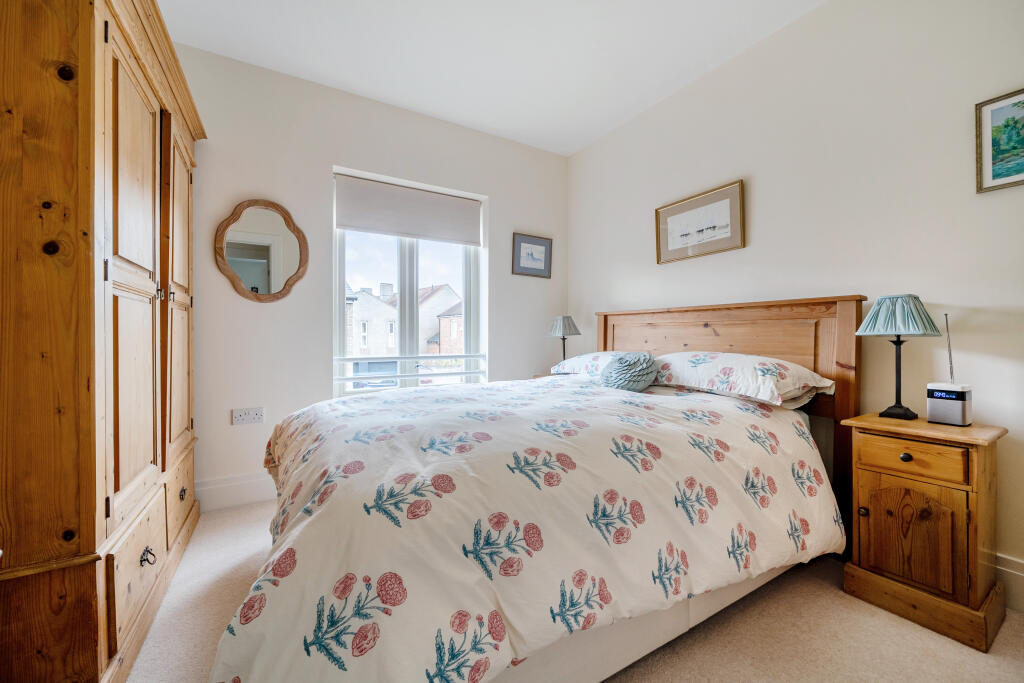 House in Chichester, East Broyle - View 5