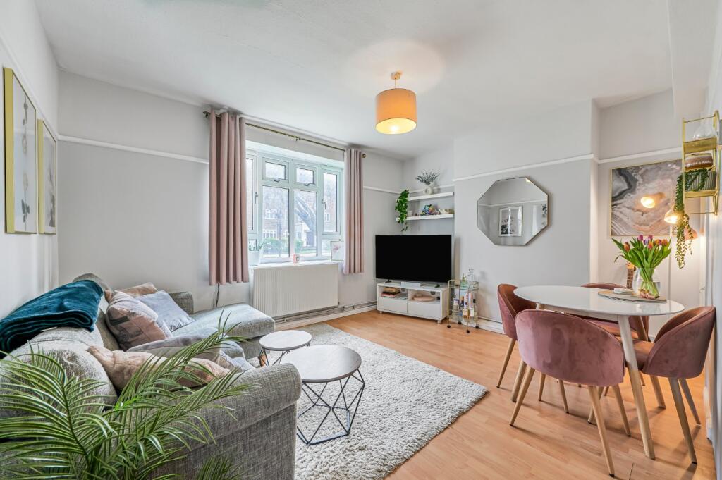 Main image of property: Oaklands Estate, London, SW4