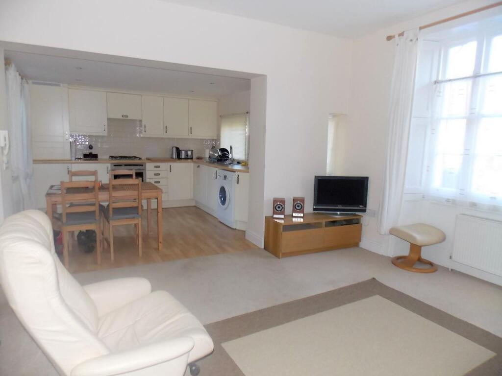Apartment in Chichester, Midhurst - More