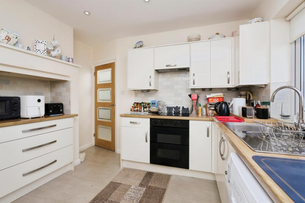Hartfield Road, Seaford - View 6
