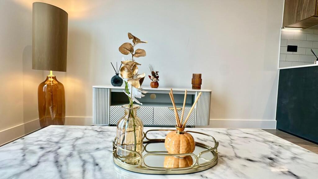 Additional image 10 of Brand New Show Home- Glasswater Locks, Birmingham, B4