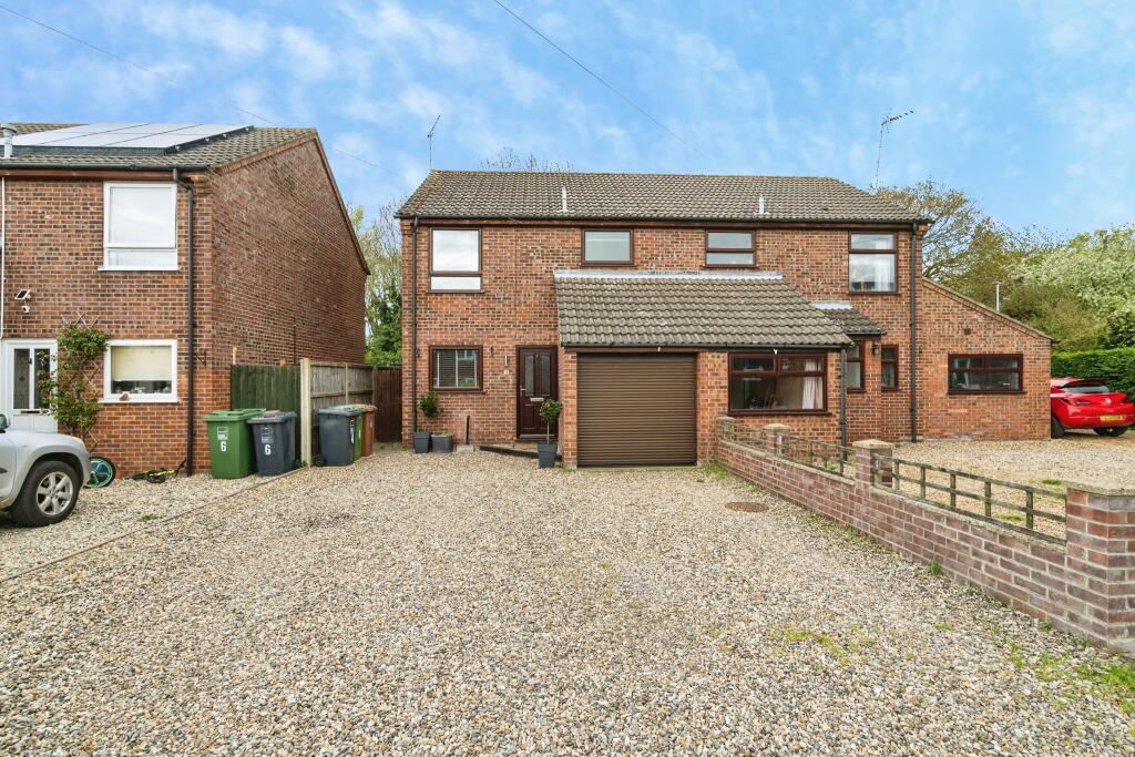 Main image of property: Ellis Close, Norwich, NR12