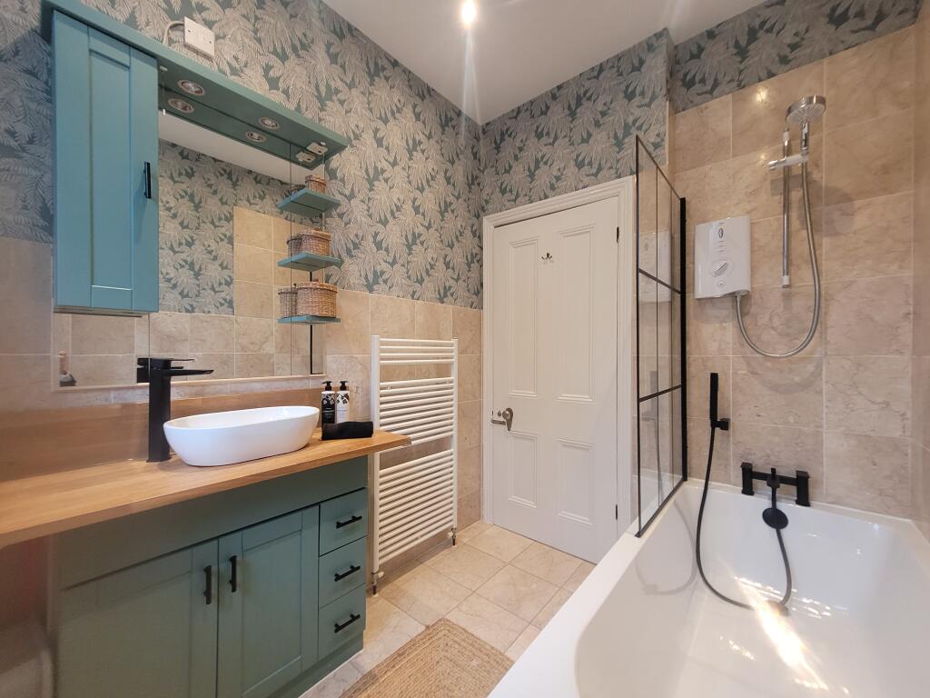 Apartment in Harrogate - View 4