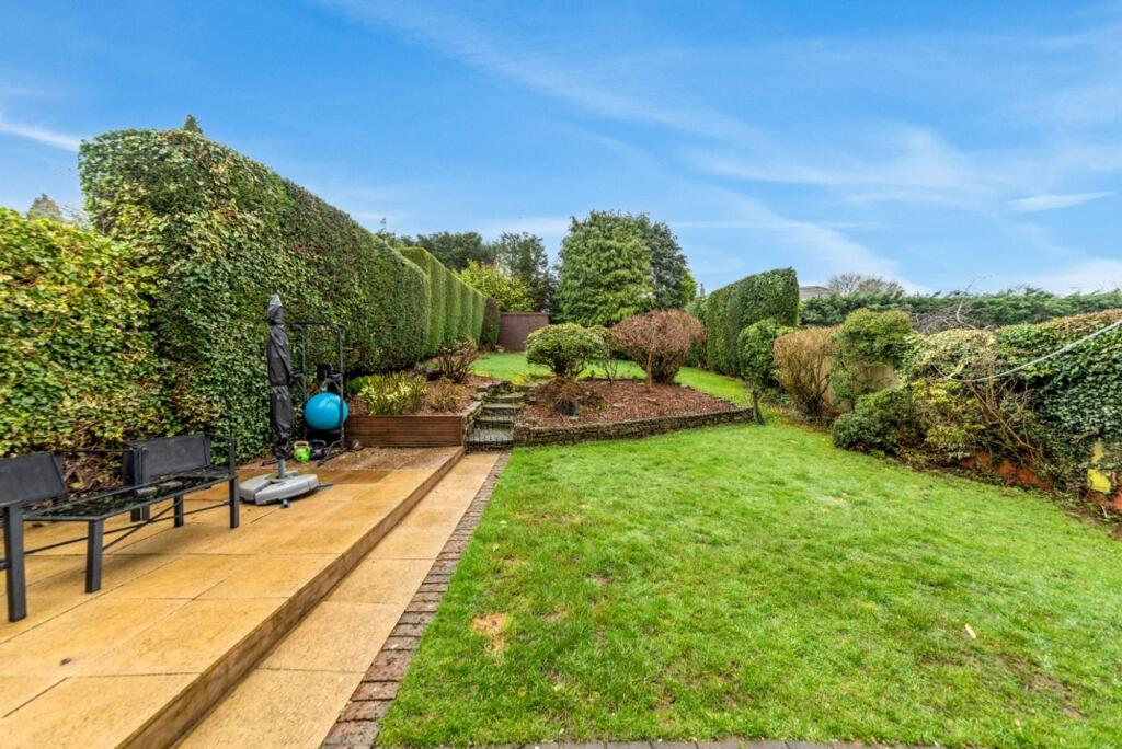 Cotwall End Road, Dudley, DY3 photo 2