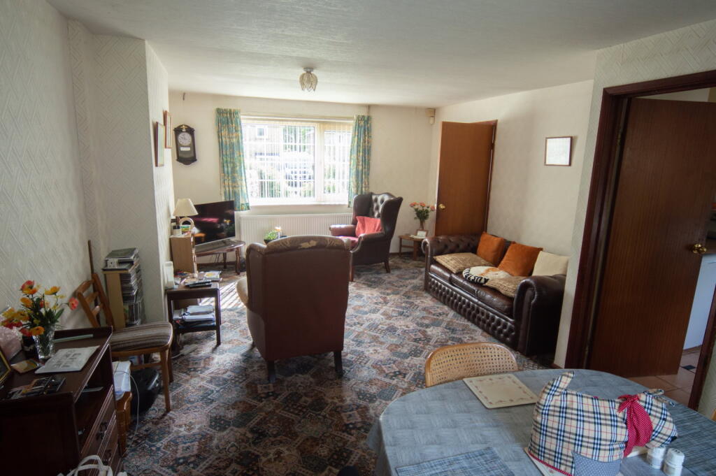 3 The Glen, Todmorden, OL14 photo 4