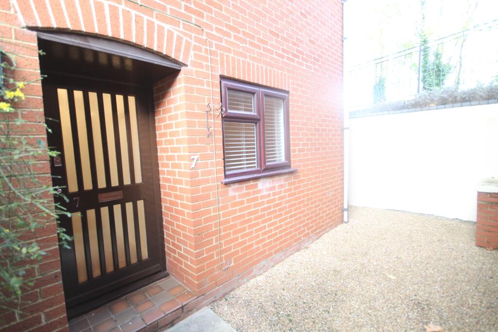 Property photo 8