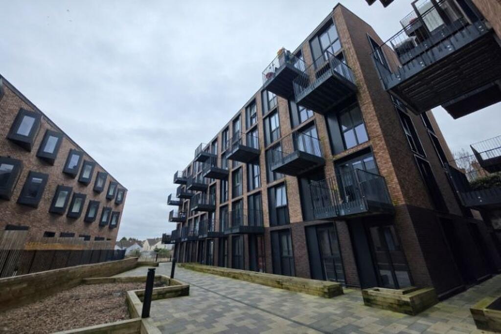 Main image of property: The Old Works, HP11