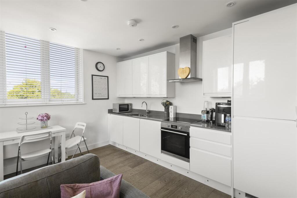 Apartment in Southall