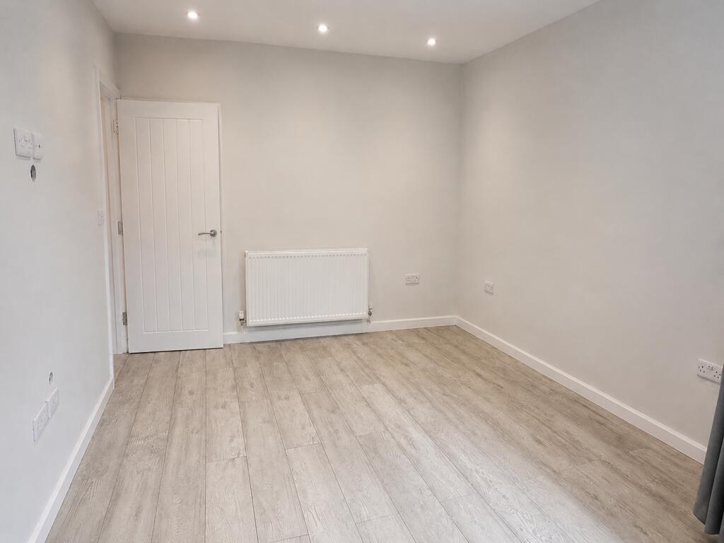 Apartment in Brighton - View 5