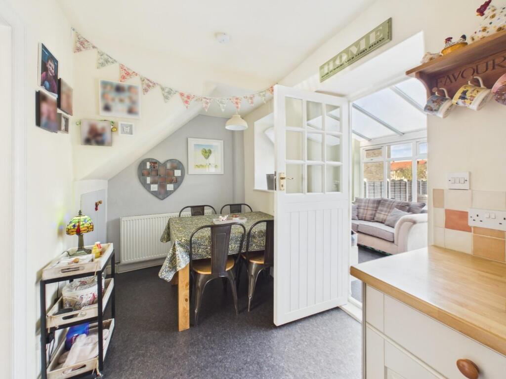Firthland Road, Pickering – pohled 5